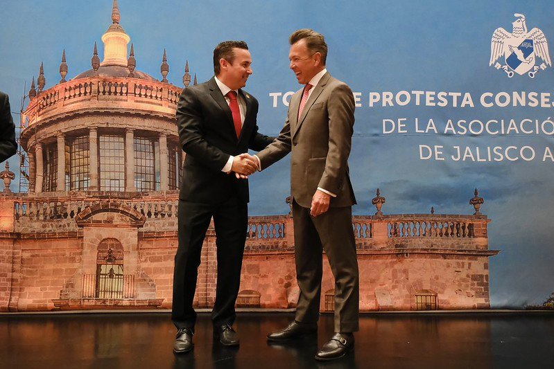 Pablo Lemus Navarro, Gobernador de Jalisco, tomó protesta a Mark Christianson Figueroa como nuevo Presidente de la Asociación de Hoteles de Jalisco (AHJAL), junto con el nuevo Consejo Directivo 2026-2027